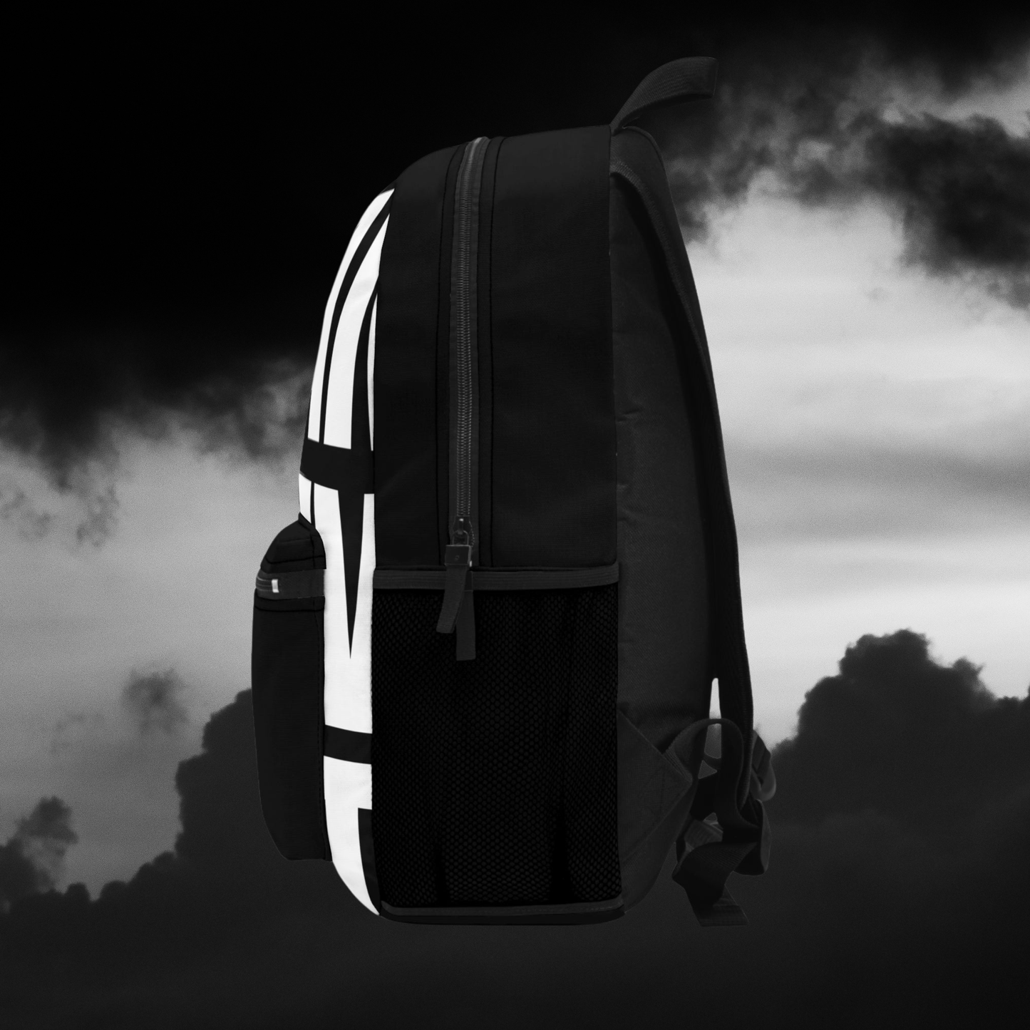 CRE▲TIVO BACKPACK BLACK AND WHITE